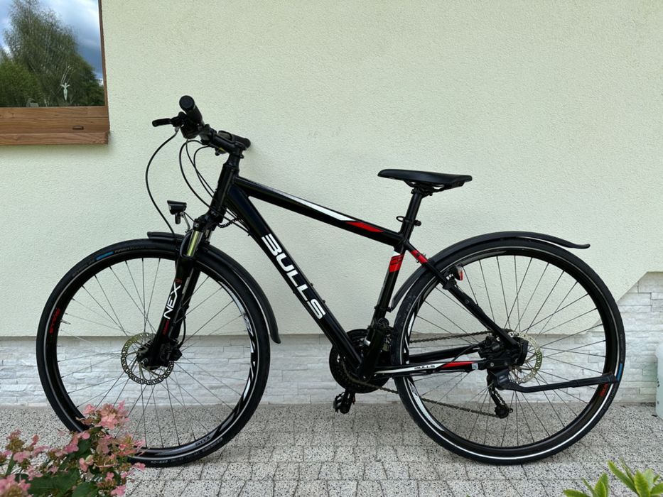 Rower BULLS - crossowy, koła 28, alu, ham hydrauliczne, amor, prądnica