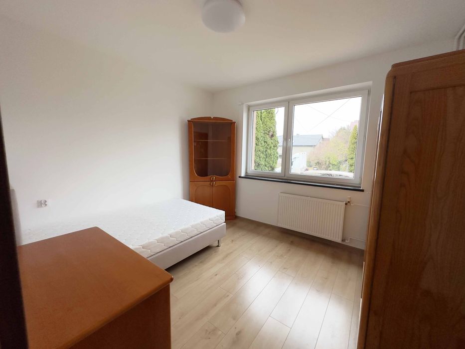 Duży dom, 6 sypialni, 2 łazienki, ul. Górna