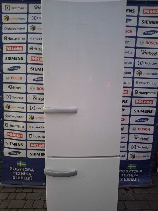 Холодильник б/в MIELE 200/60/60 Білий Крап/No Frost #07604