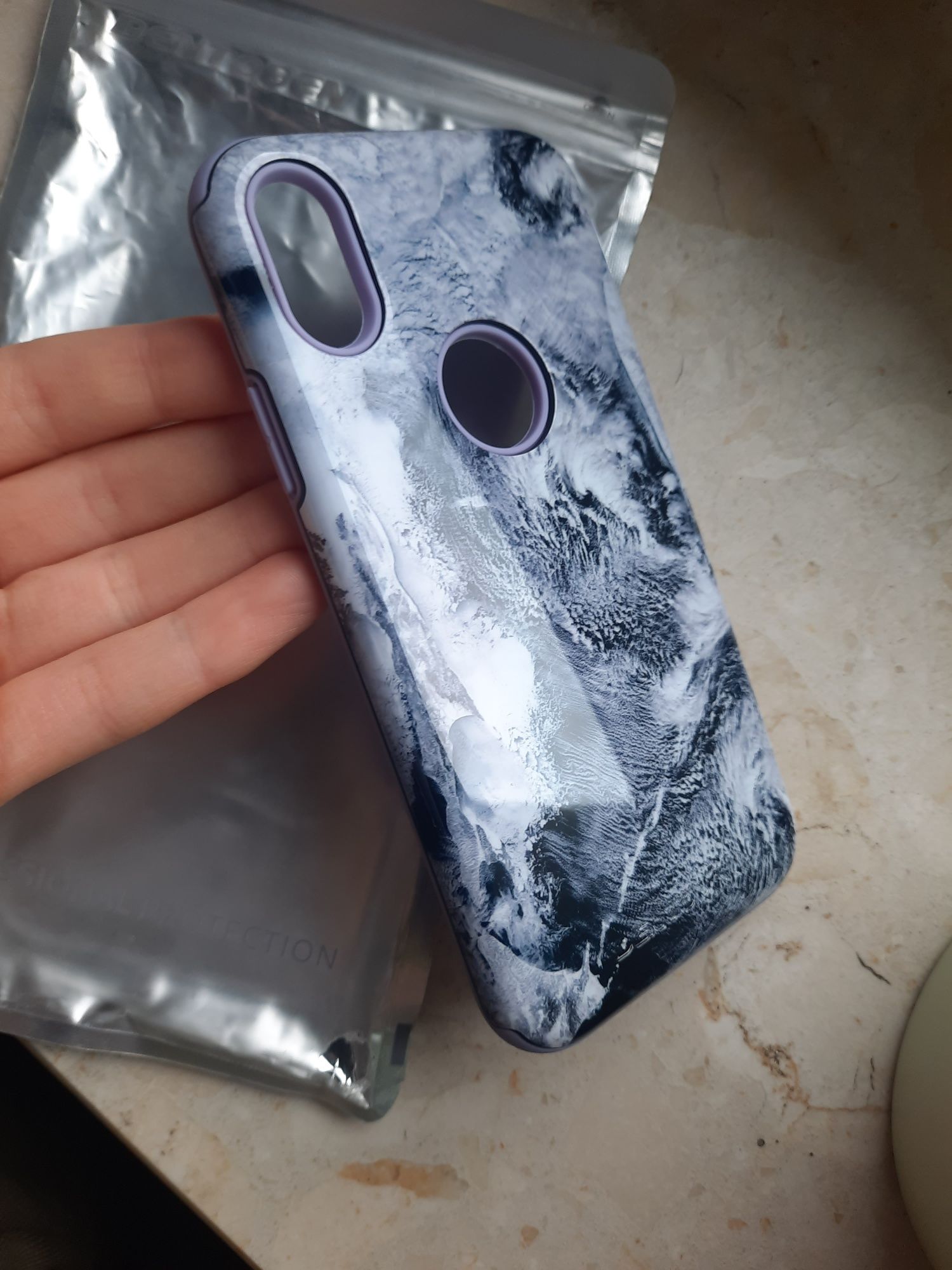 Etui na IPhone x xs 10  Bentoben marka pancerne