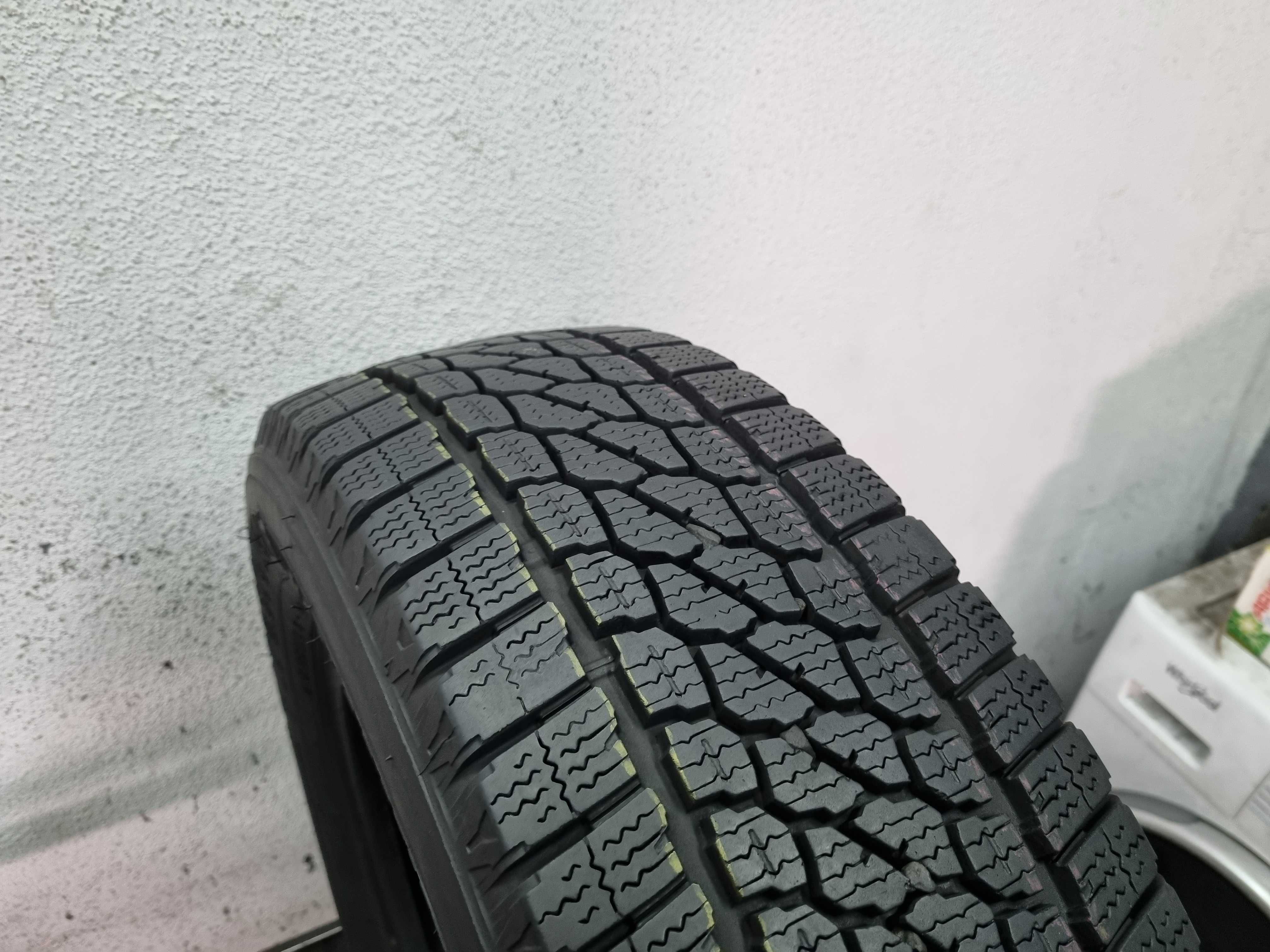 215/65/16C 106/104T Firestone Vanhawk 2 Winter D.3422