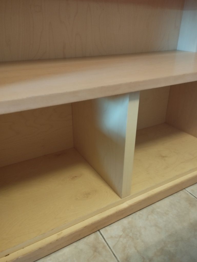 Móvel sala com portas móveis