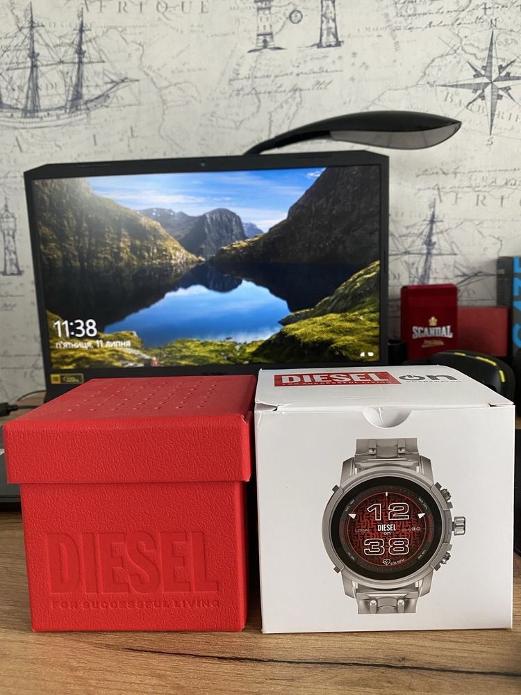 Diesel smartwatch Dzt2040
