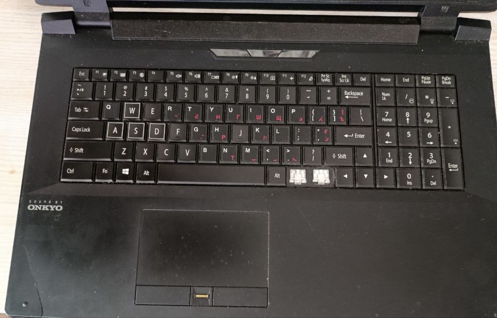 Ноутбук Clevo p750zm