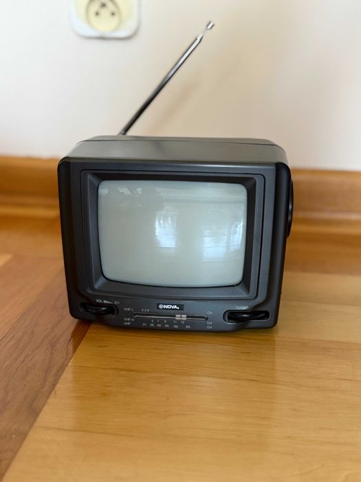 Mini Radio-Tv kineskopowy przenosny