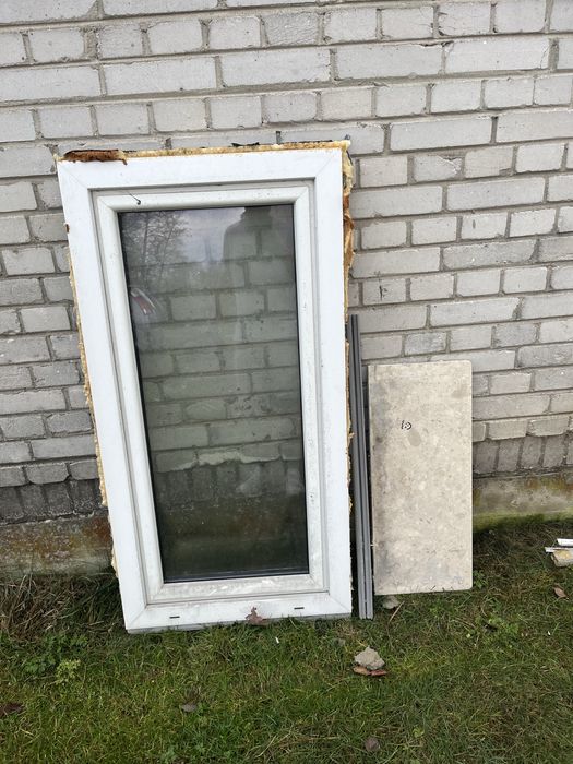 Okno z demontażu 65x125