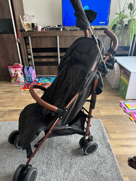 Wózek spacerowy lekki