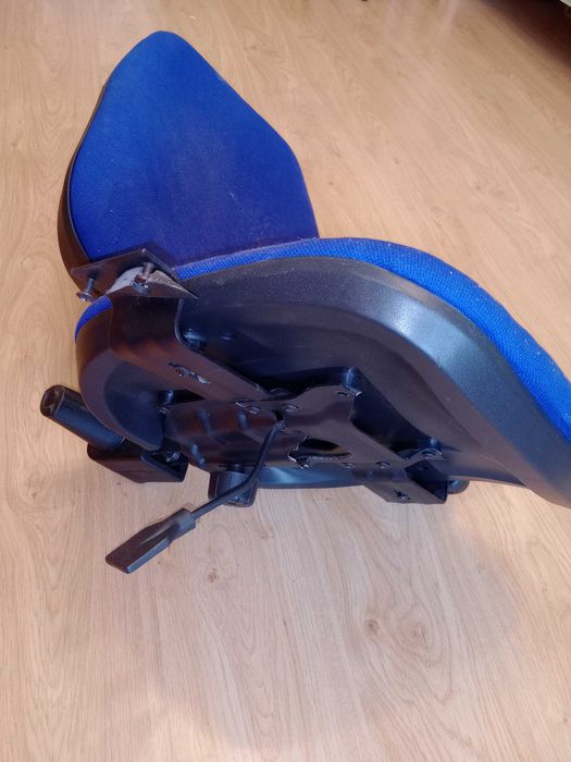 Кресло офисное компьютерное на запчасти