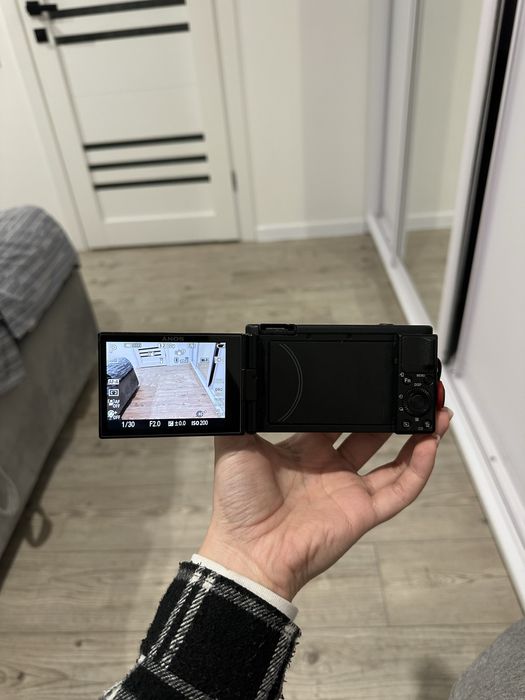 Камера Sony ZV-1
