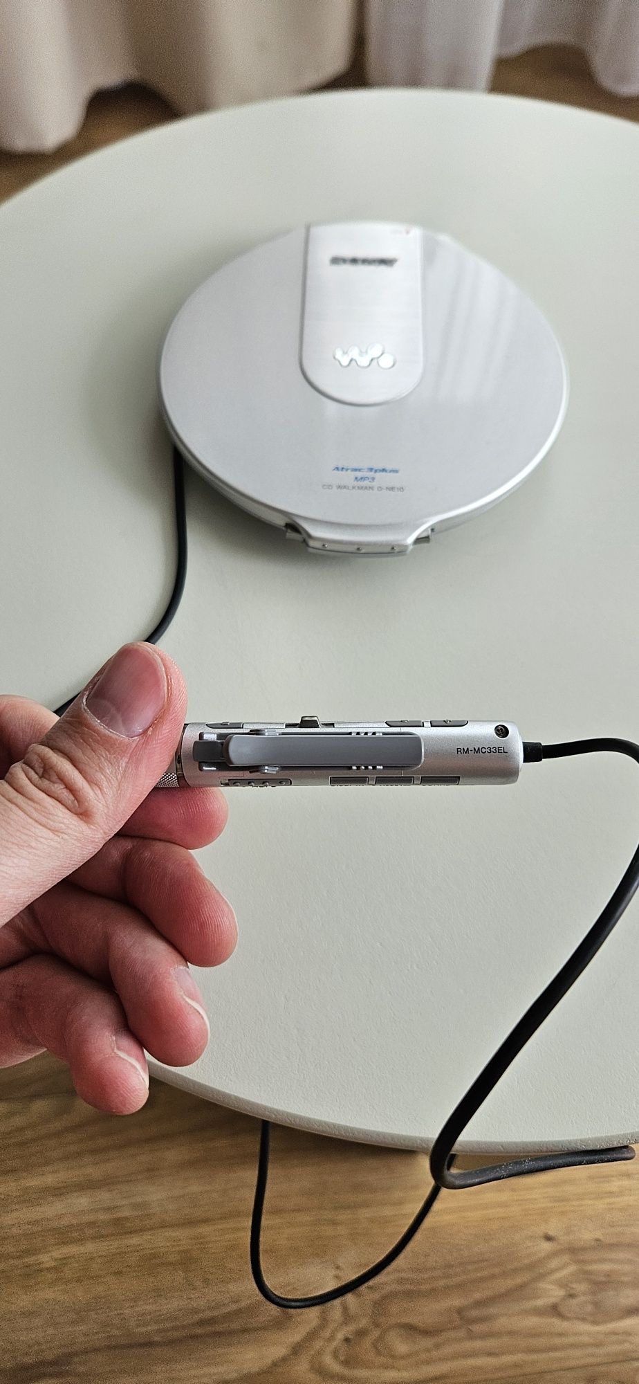 CD walkman Discman MP3 Sony D-NE010