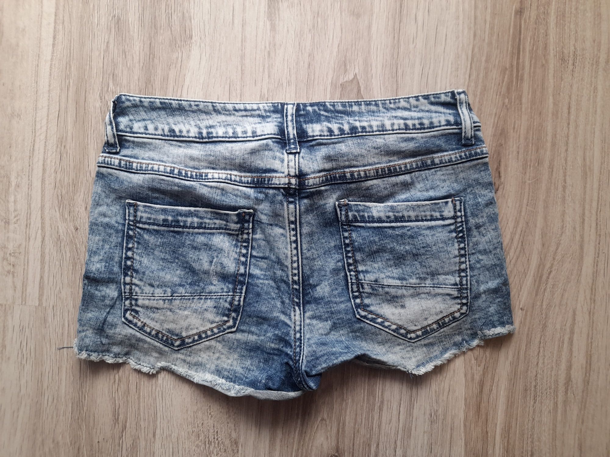 Krótkie spodenki jeansowe rozmiar xs/s