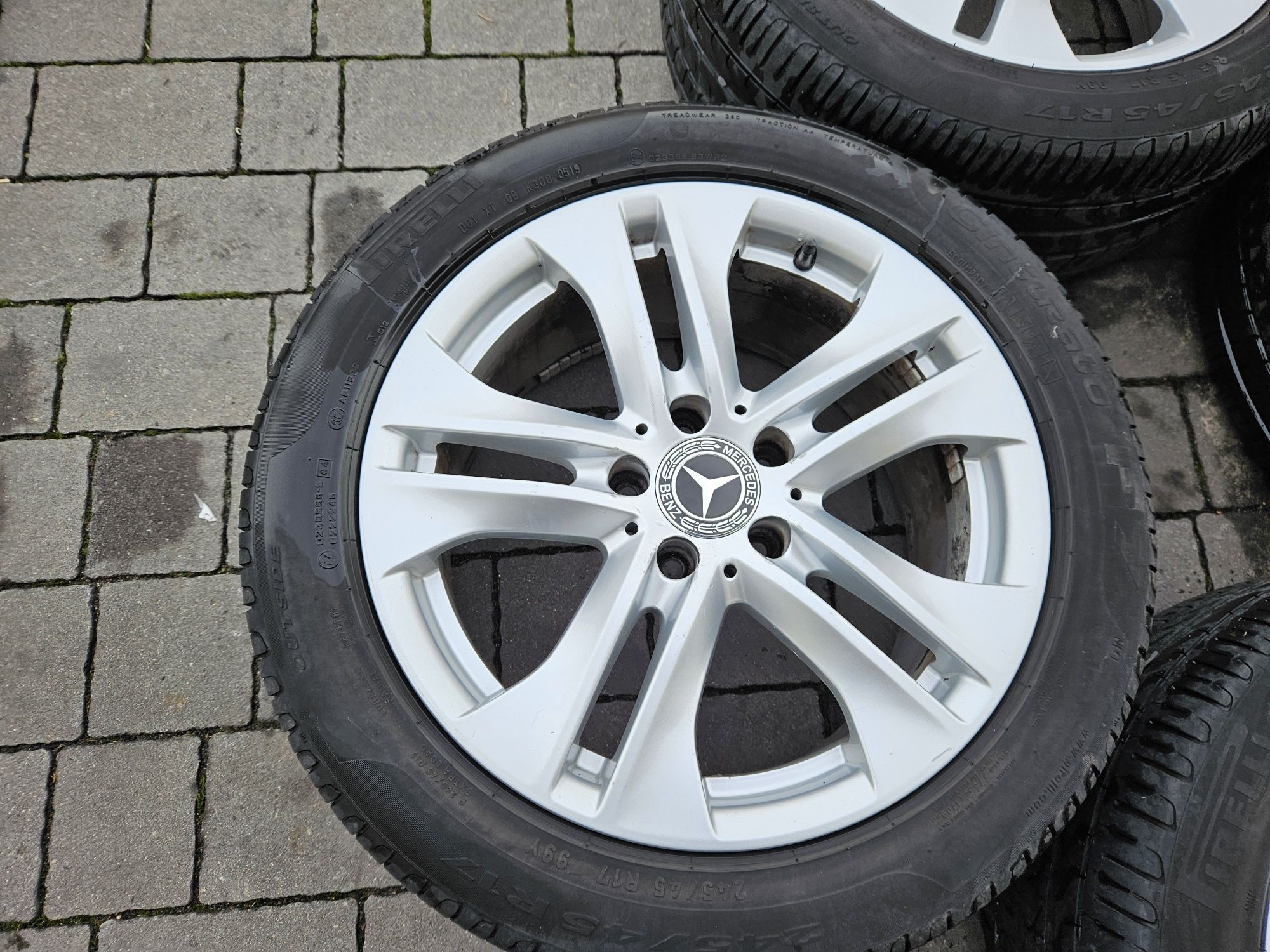 Koła felgi Mercedes 17" 5x112 ET48 8J