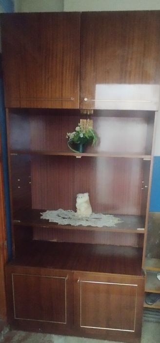 Стінка (стенка СССР, шафа, вітрина, шкаф, сервант)