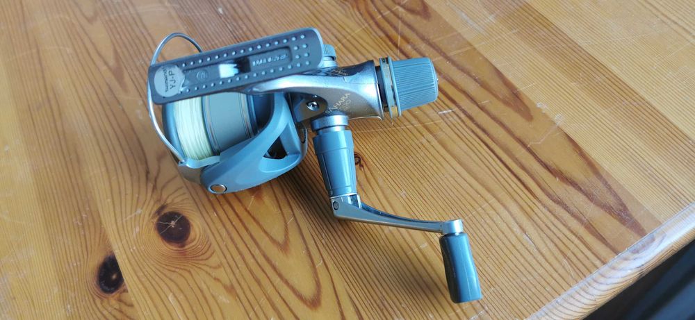 Kołowrotek Shimano Sahara 2500 RE