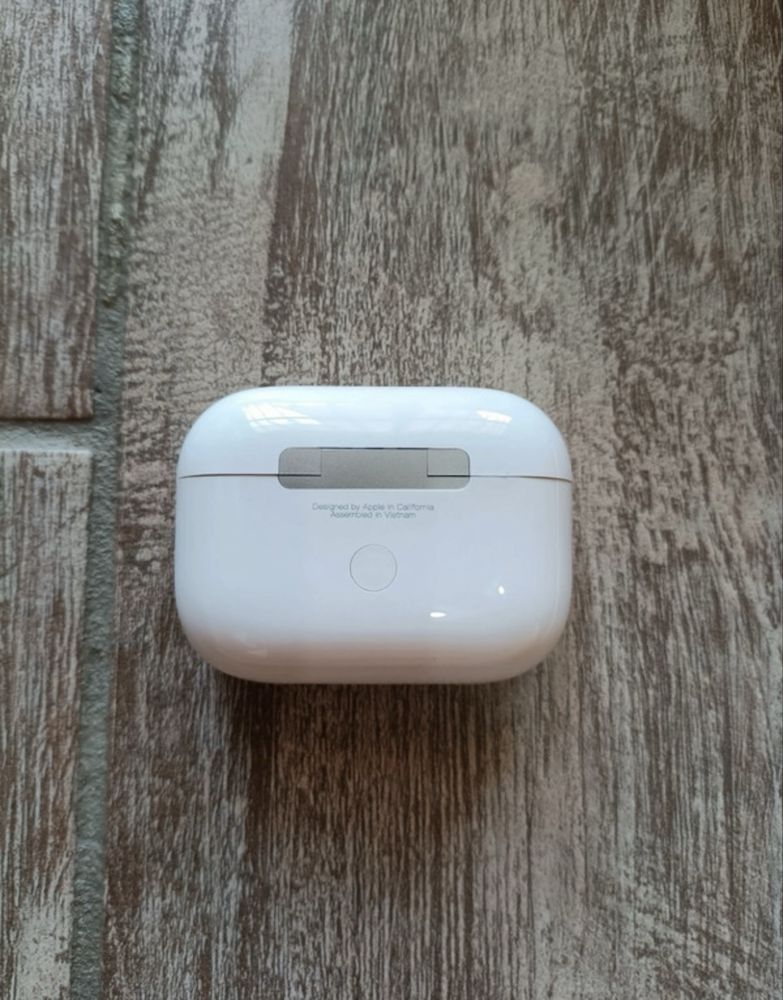 Apple AirPods Pro 2