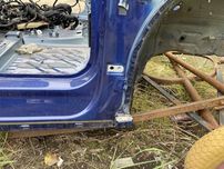 Чверть передня права четверть Volkswagen ID.4 2023-