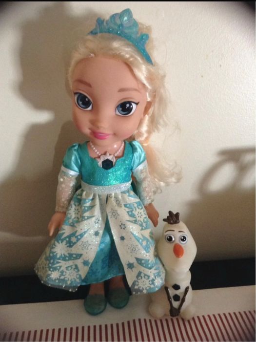 Boneca Elsa Frozen