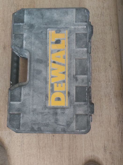 Угловой шруповерт dewalt
