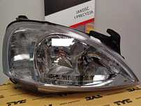 Opel Corsa 00-02 Reflektor/Lampa /Przód/Prawa