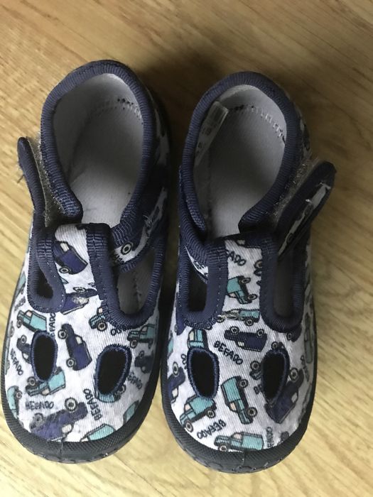 Kapcie Befado rozmiar 22