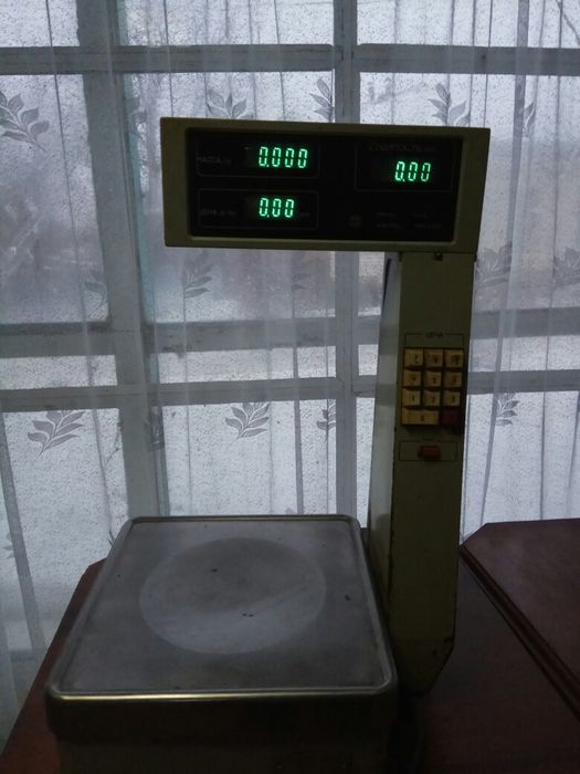 Електронные  весы времён  СССР