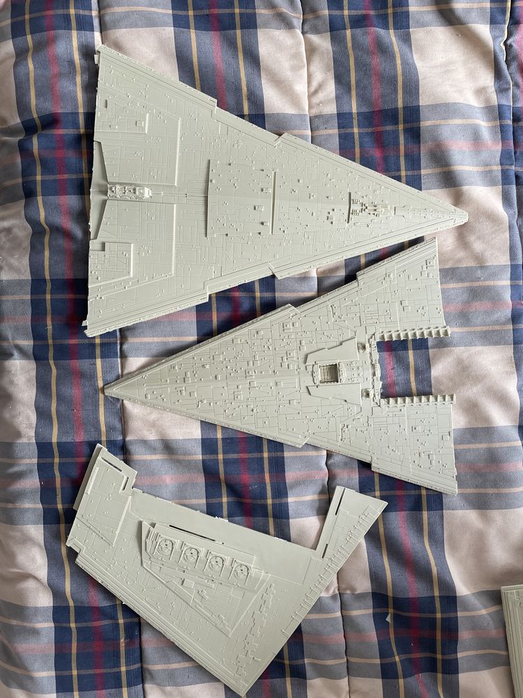 Star wars imperial  class star destroyer 1/2256 scale Anigrand