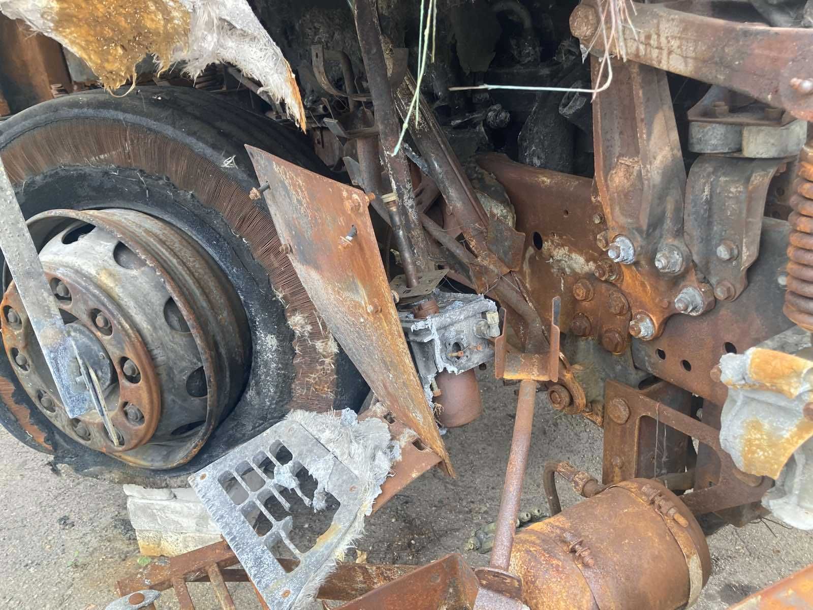 Продам DAF XF 95.380 євро2, документи, двигун, КПП, міст, будка, капот