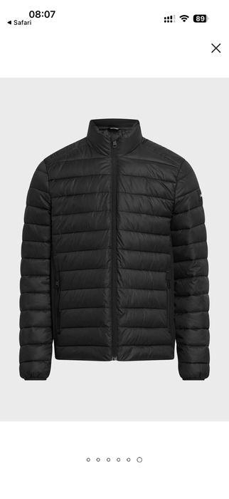 Продам оригинальную  мужскую куртку Calvin Klein
