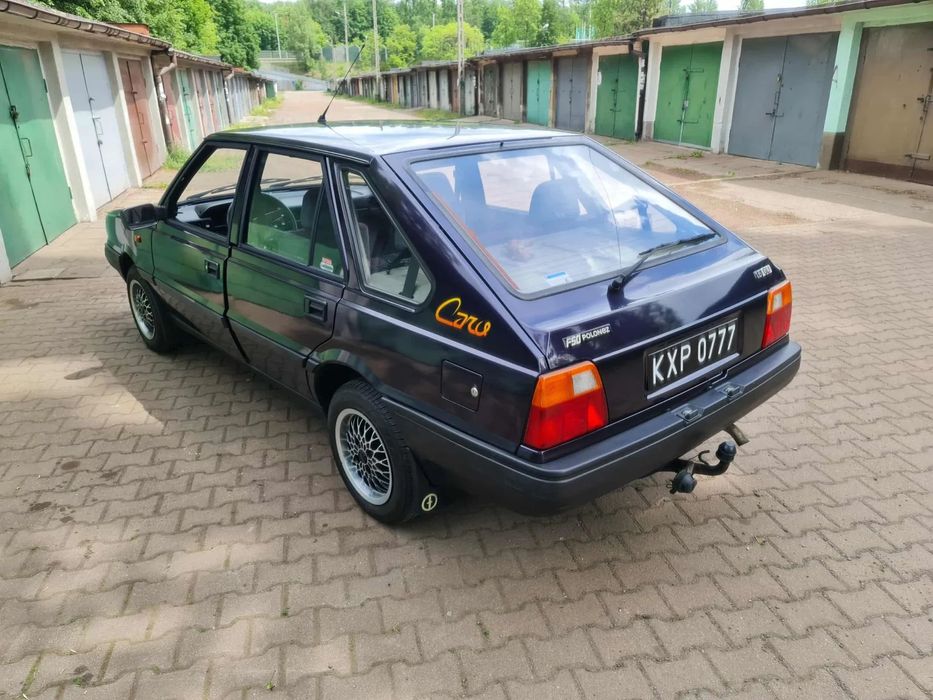 Polonez Caro 39000 km stan bdb jak na 30 lat, wszystkie papiery z salonu