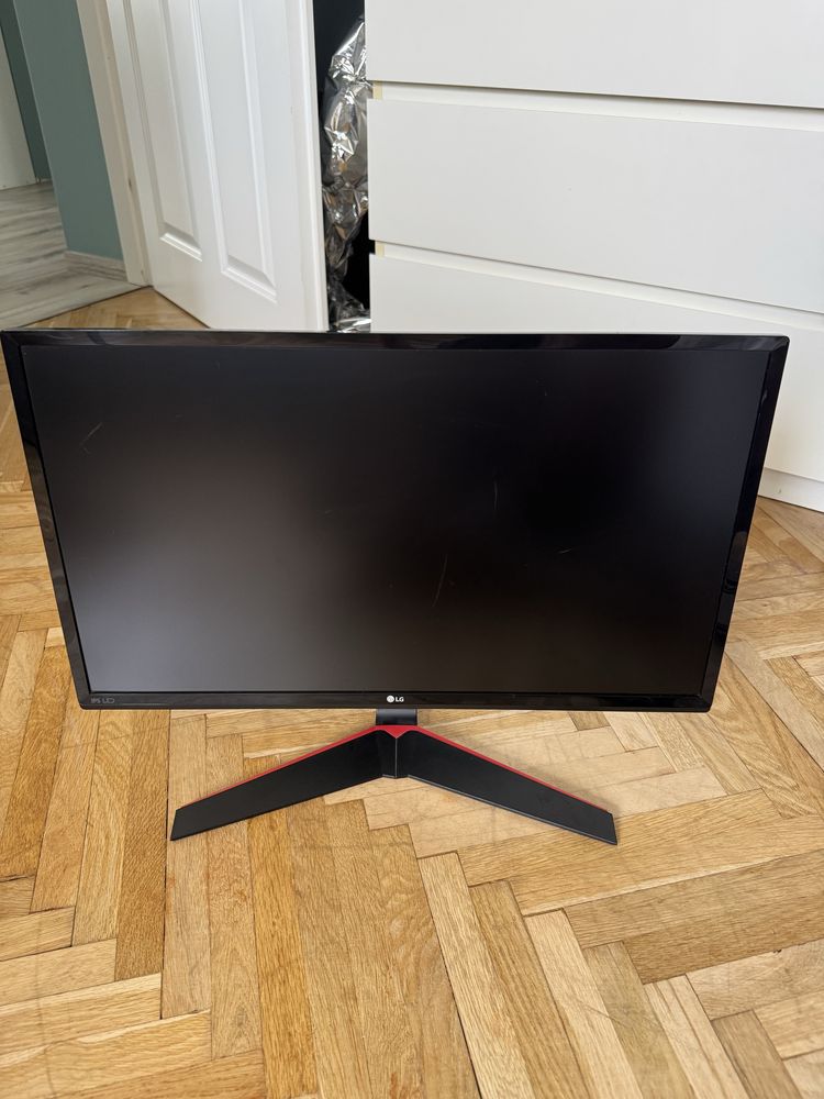 Monitor LG 24 cale dobry stan