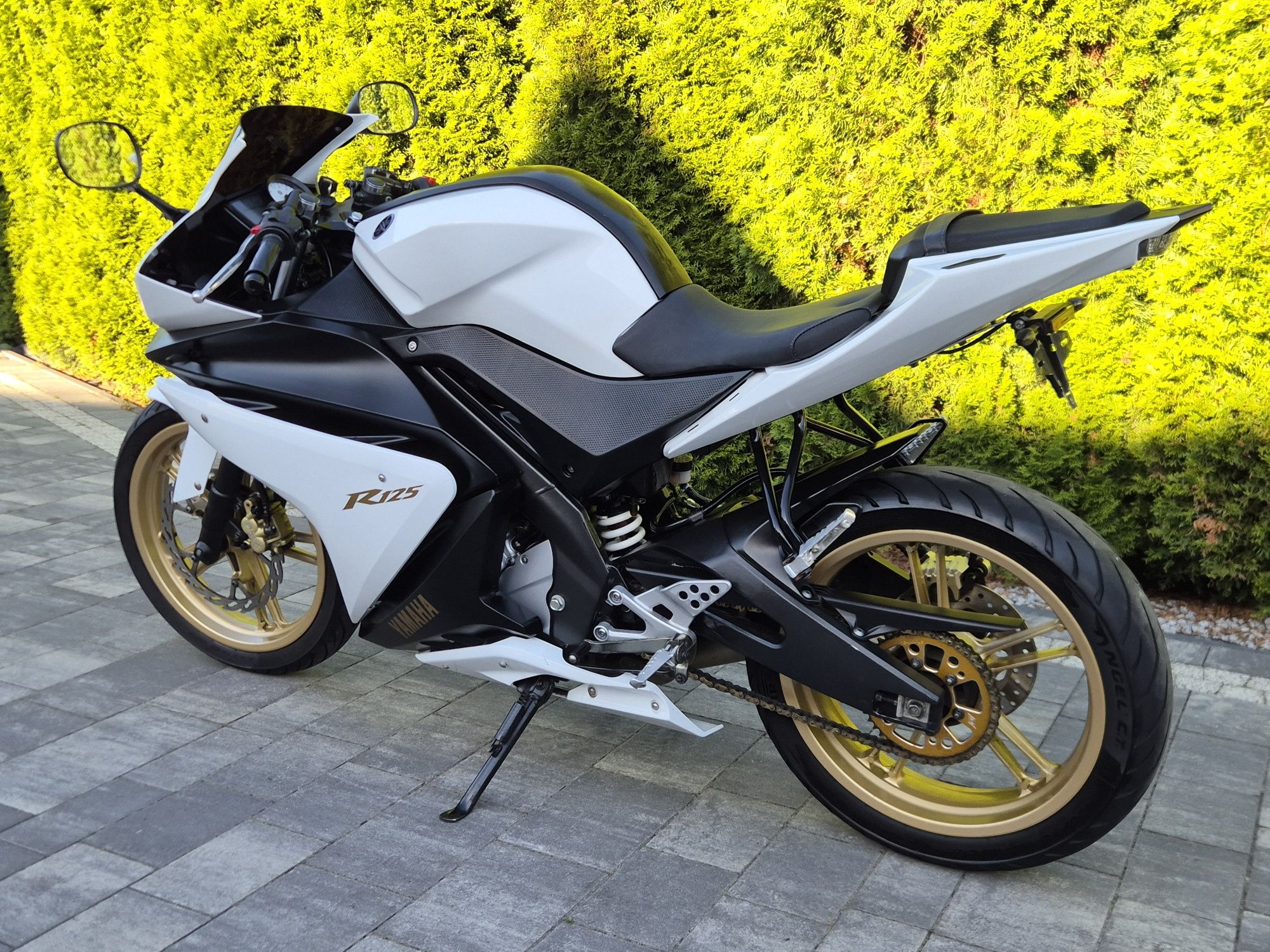 Yamaha YZF R 125 GOLD Leo Vince Mega Zadbana Kat b a1