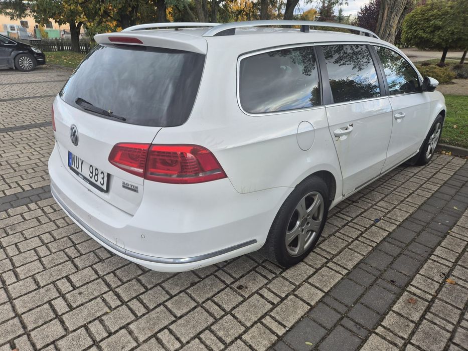 Passat Highline 2.0 Diesel 2013 Manual uszkodozony silnik CFFB