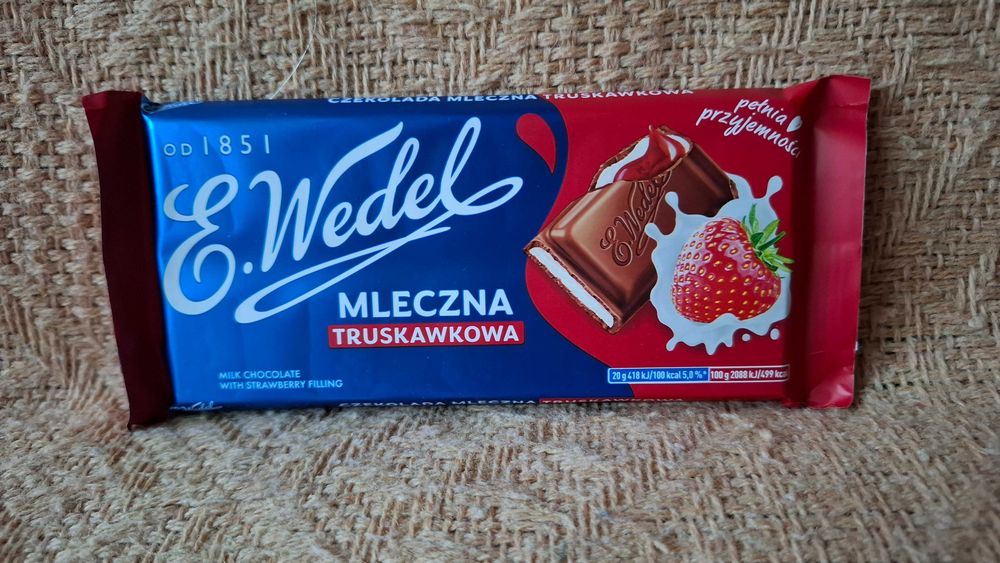 Czekolada E. Wedel mleczna truskawkowa 100 g