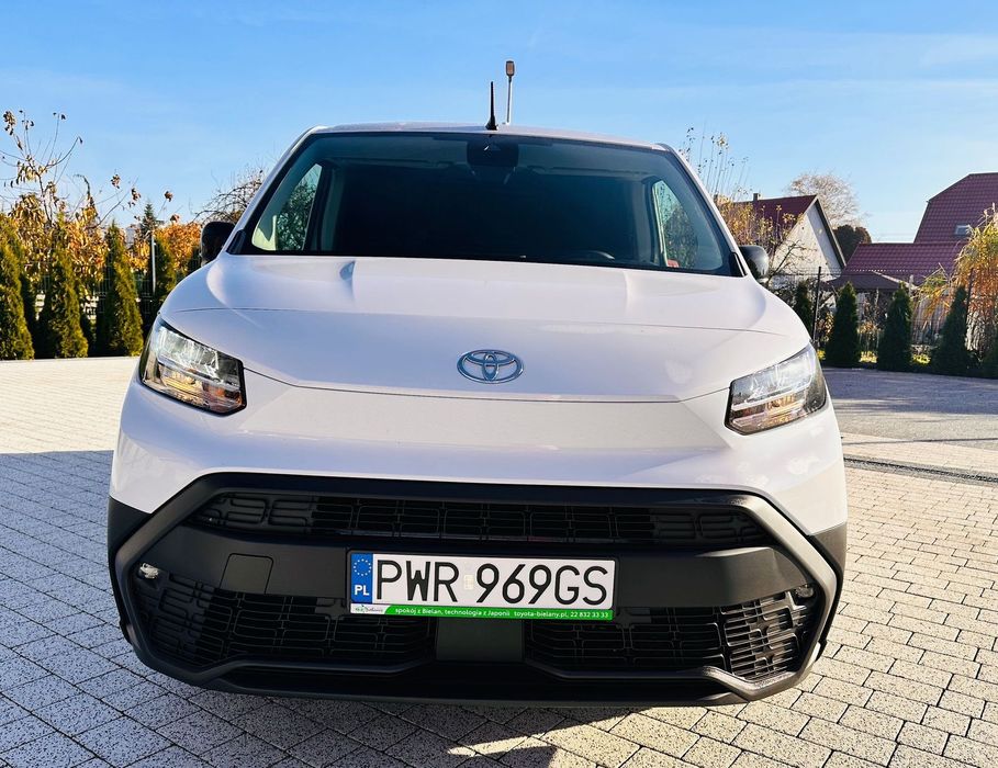 Toyota PROACE CITY  1 właściciel / Salon Polska / Gwarancja / 5900 km / Bezwypadek