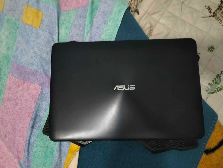 Asus K555Q - Dependente do carregador ligado