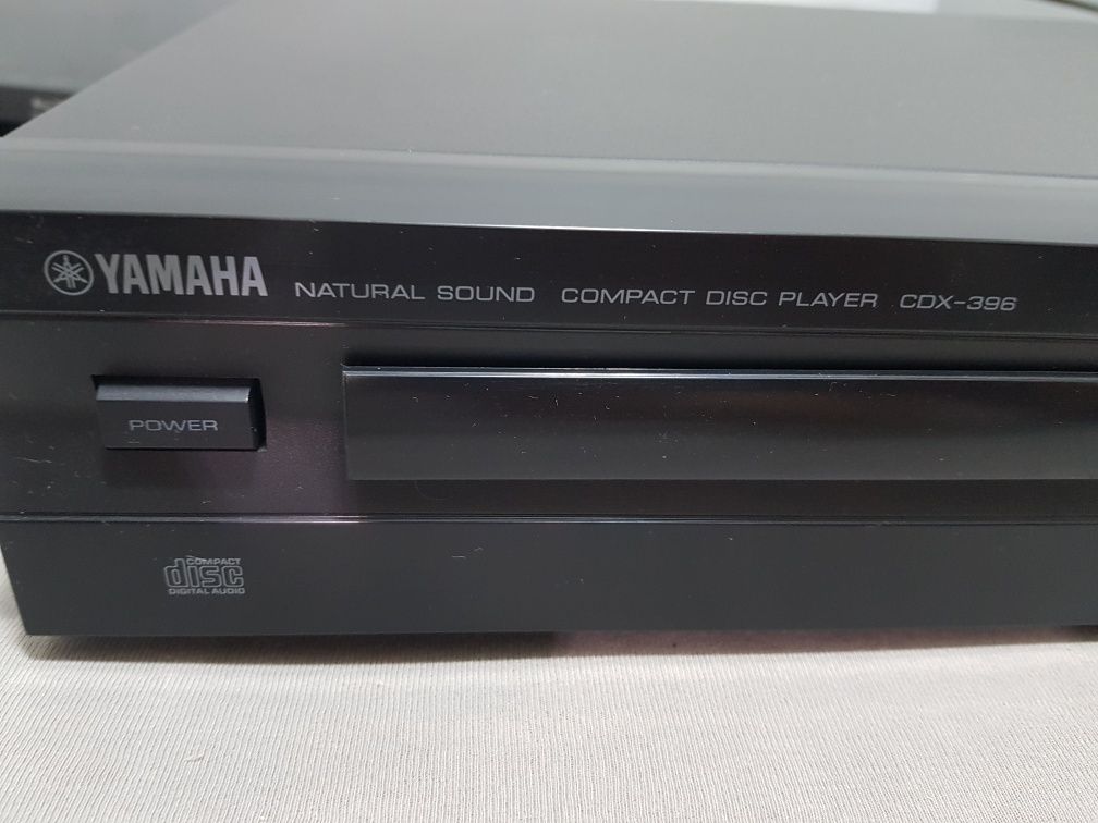 Yamaha CDX396 CD