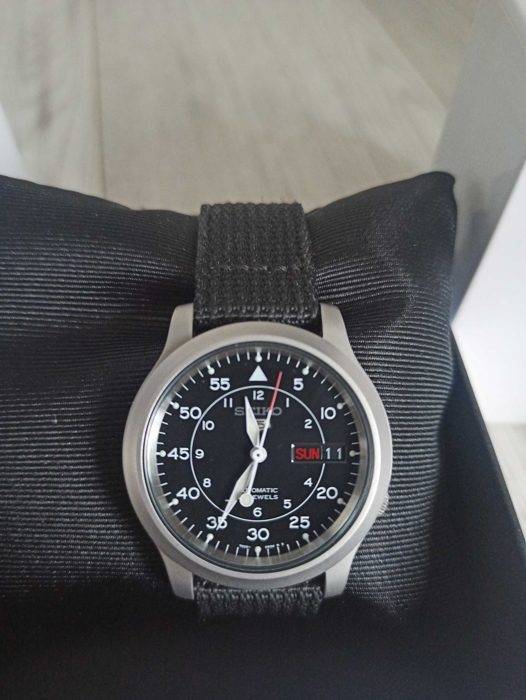 Zegarek męski SEIKO SNK809K2