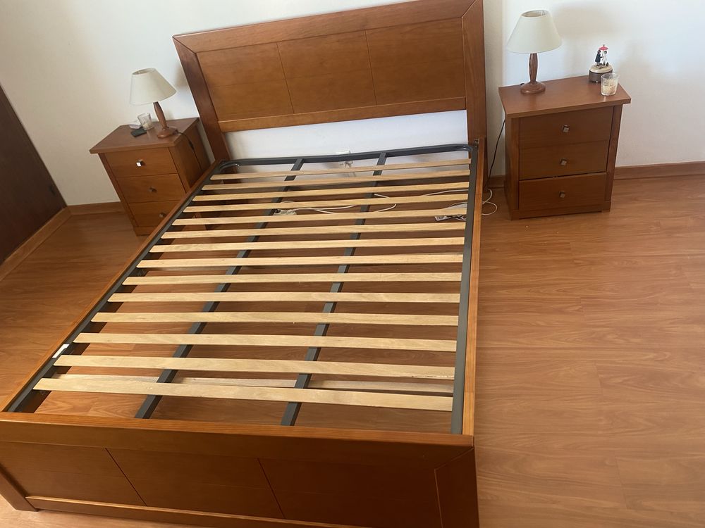 Cama com colchão