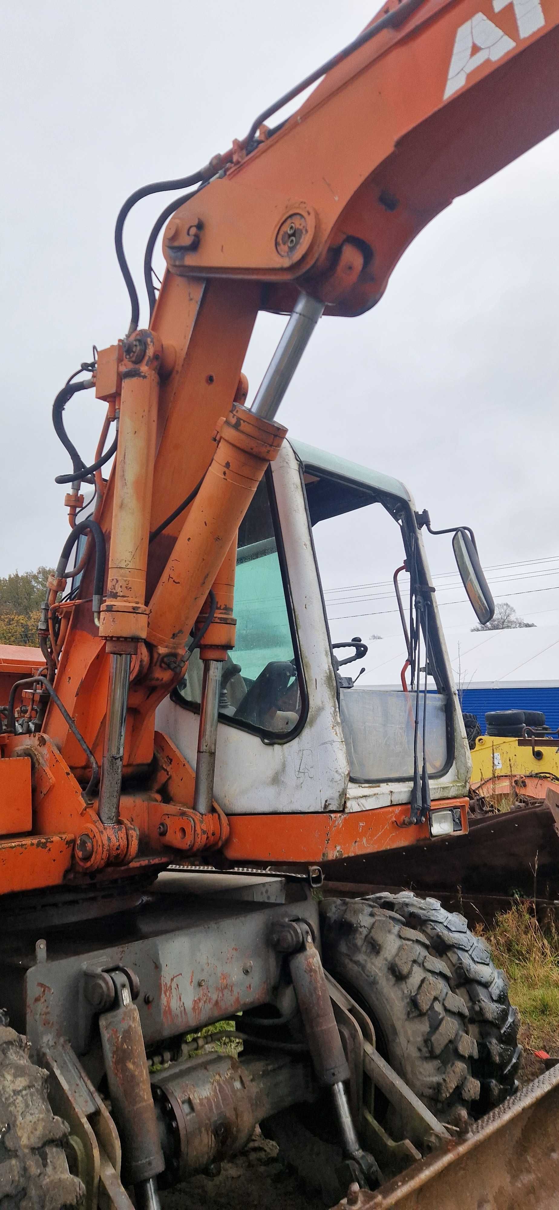 koparka atlas 1302 i 1304 ramie kopiące stihl sztil łyżka obudowa