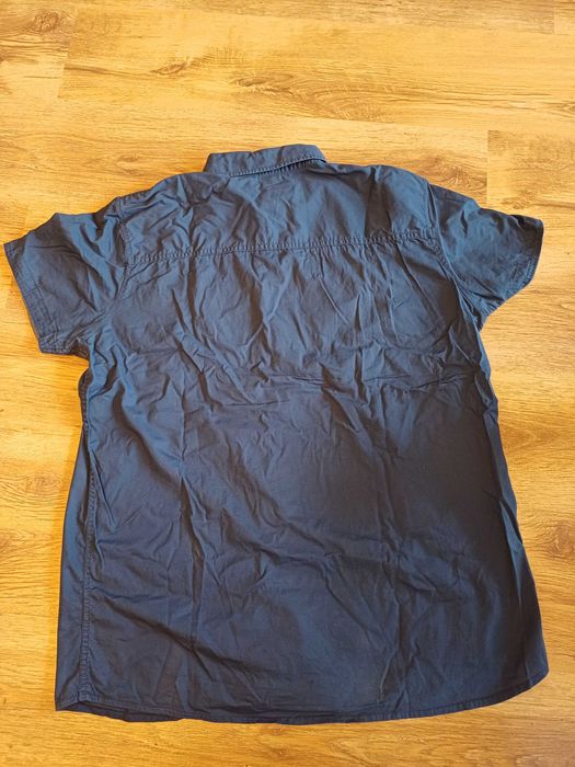 Męska granatowa koszula z krótkim rękawem