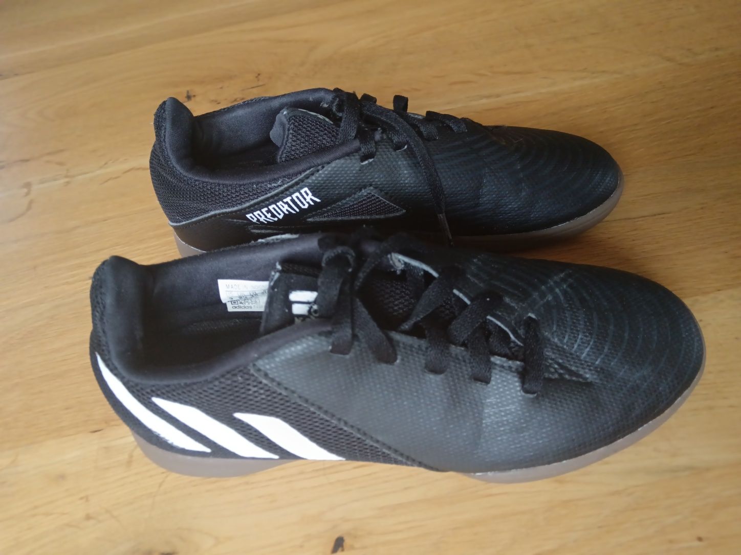 Buty Adidas Predator r. 35