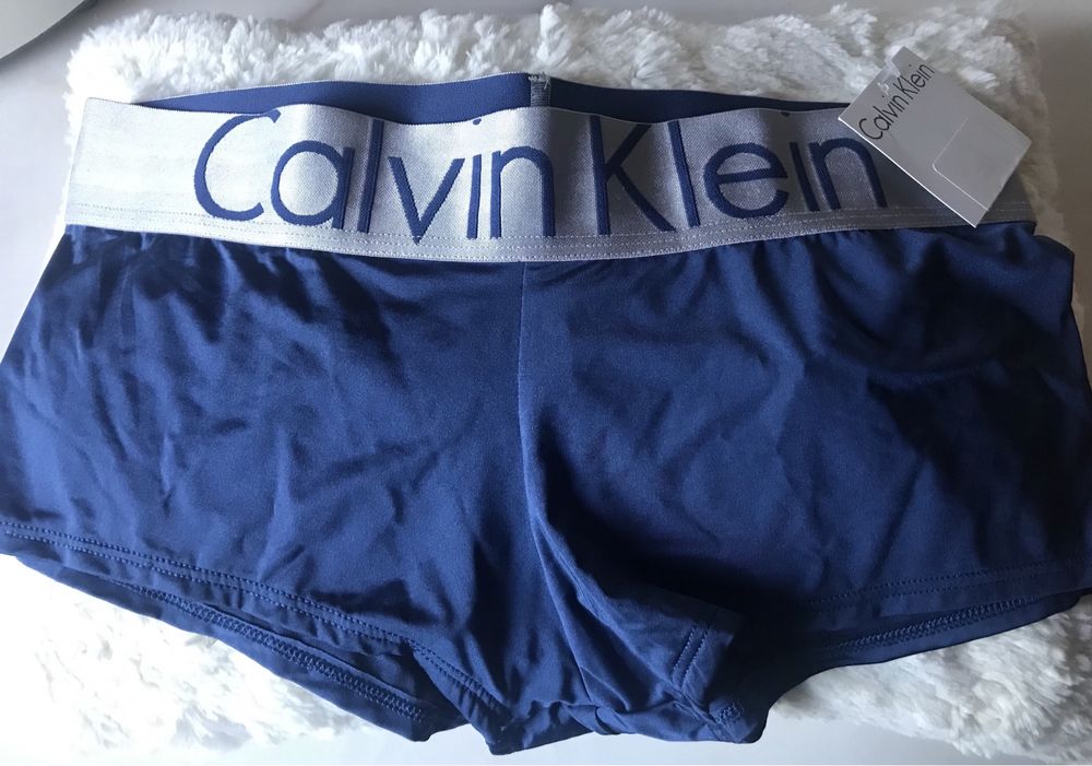 NOVO ETIQUETA conjunto Top (36) e boxers (S) Calvin Klein