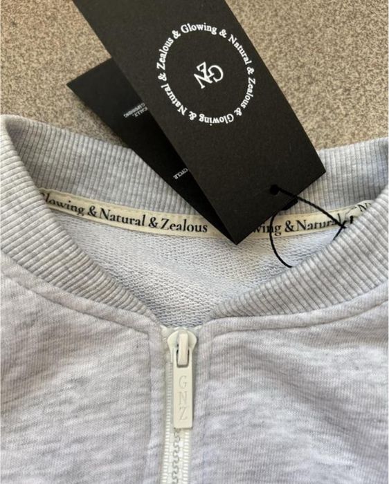 Стильний меланжевий світшот бомбер