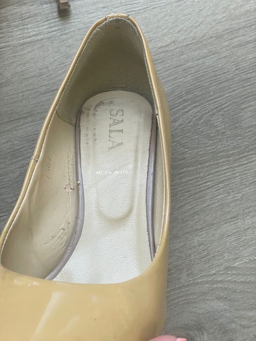 Szpilki czółenka lakierowane Sala beżowe/nude rozmiar 39