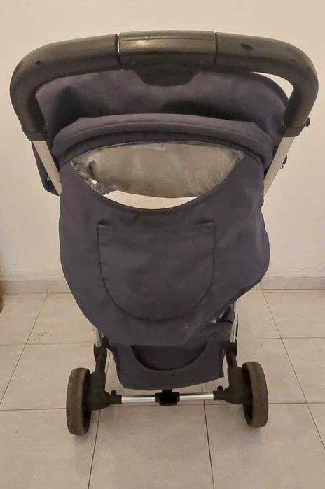 Vende-se Carrinho de Bebé