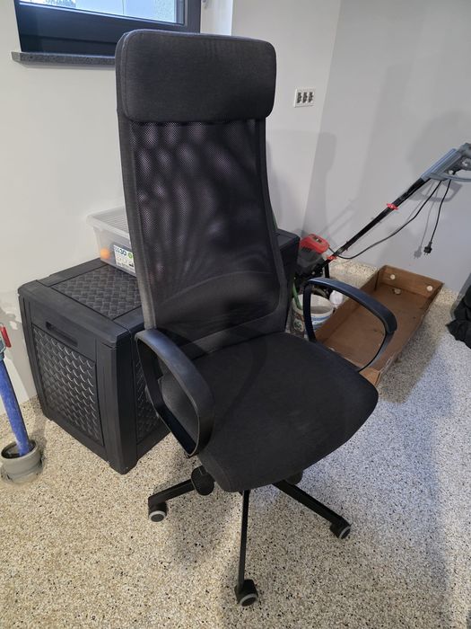Sprzedam używane  krzesło Marcus Ikea