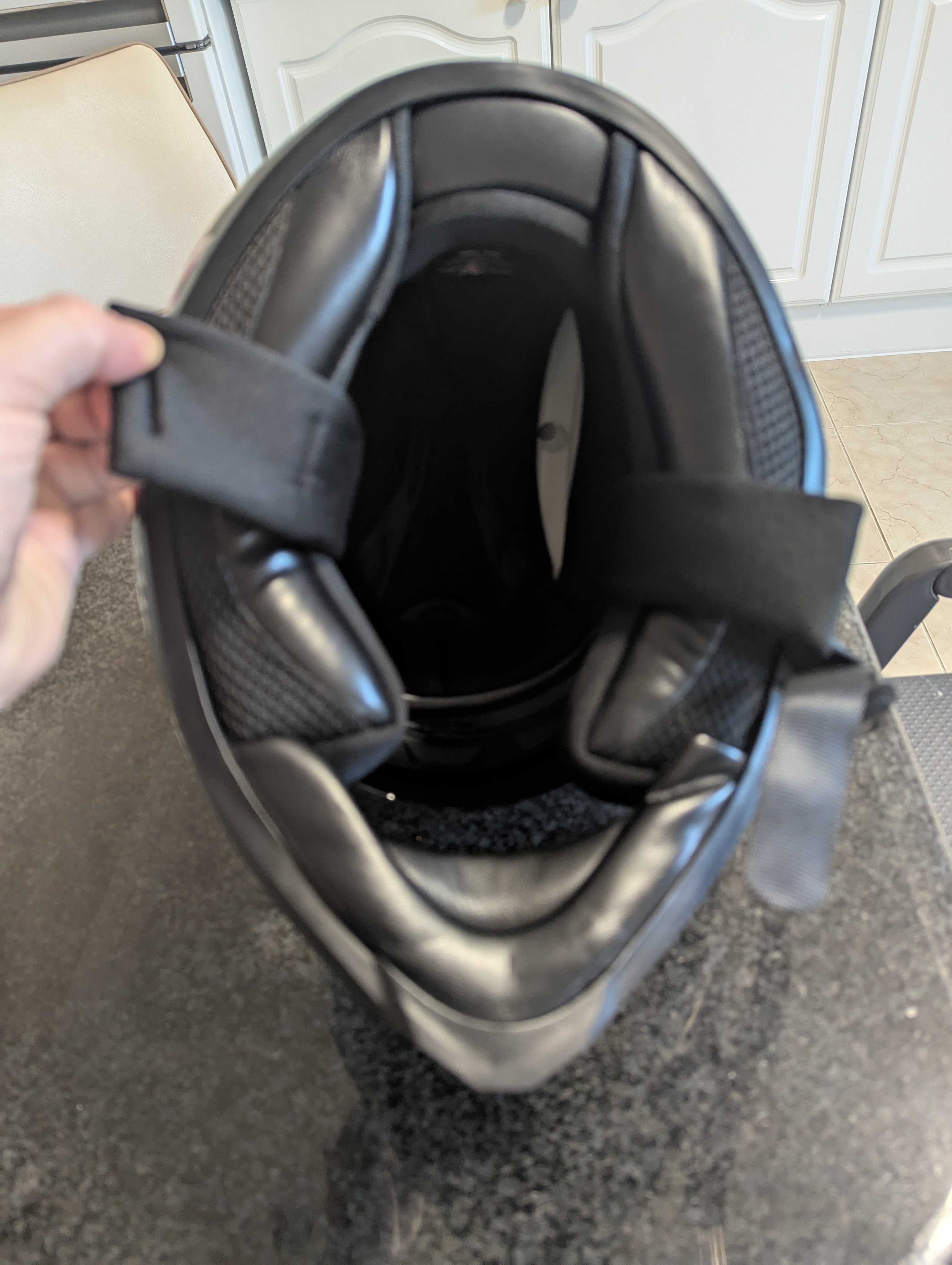 Capacete para meninas / senhoras semi-novo