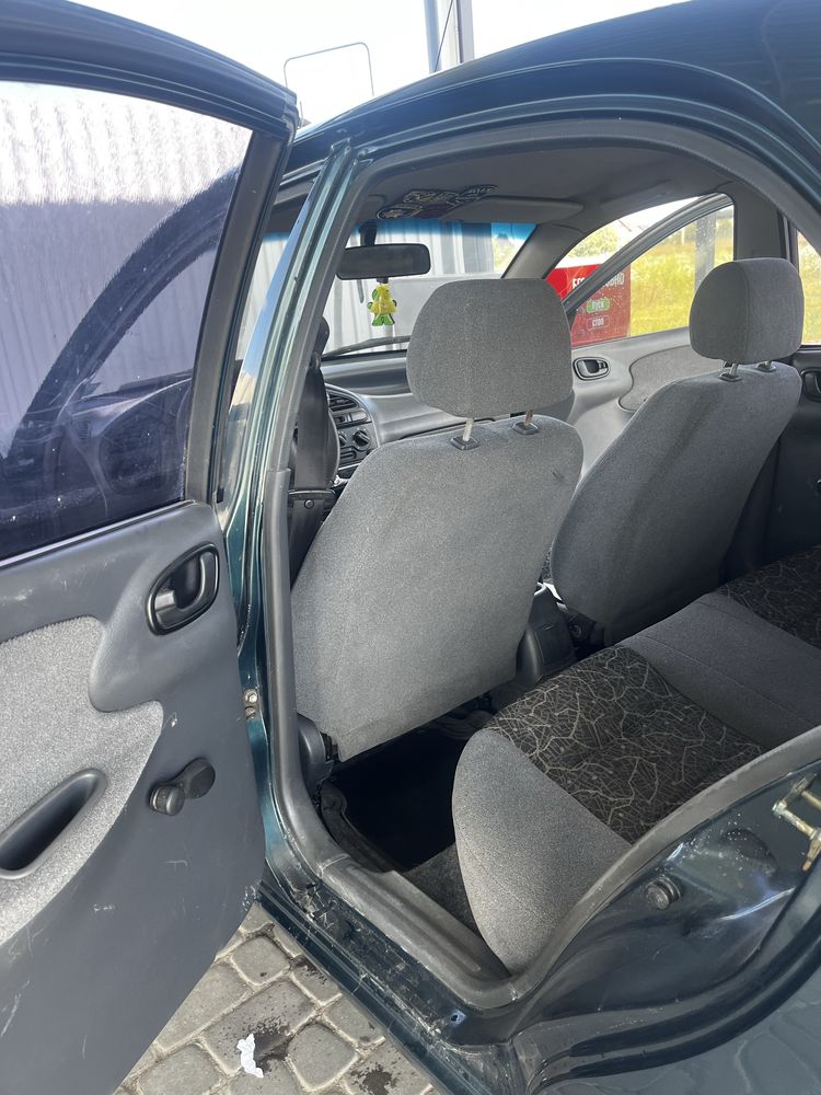 Daewoo Lanos, на повному ходу