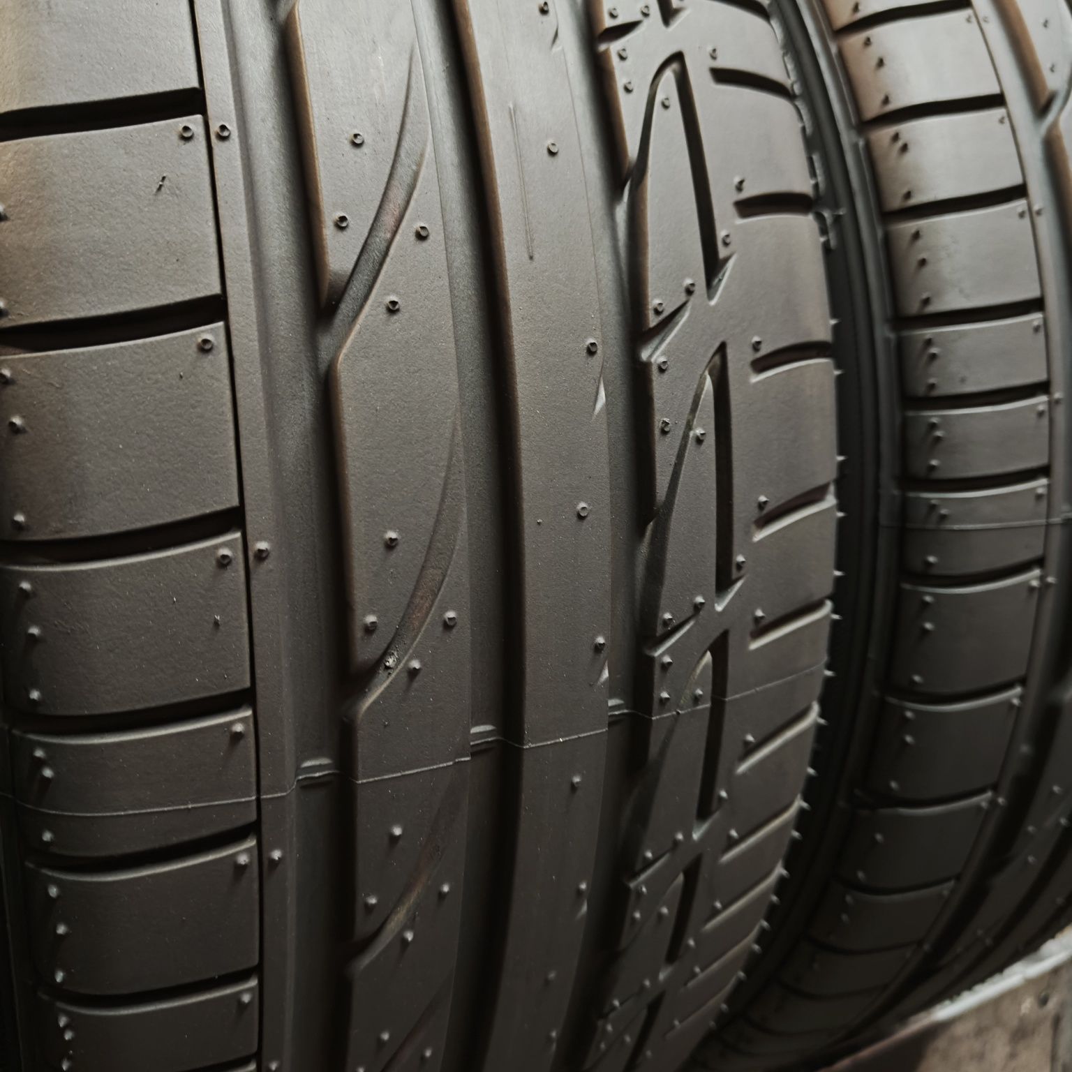 205/45/17 Sprzedam komplet opon letnich Bridgestone