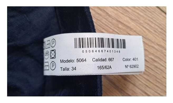 Massimo Dutti welurowe spodnie